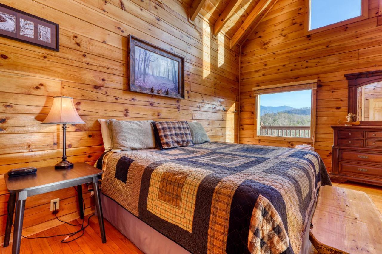 Moonlight Retreat Villa Pigeon Forge Bagian luar foto